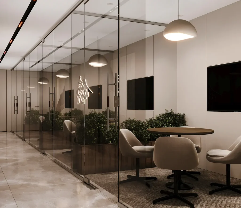 تصميم غرفة اجتماعات زجاجية ضمن مكاتب شركات حديثة
